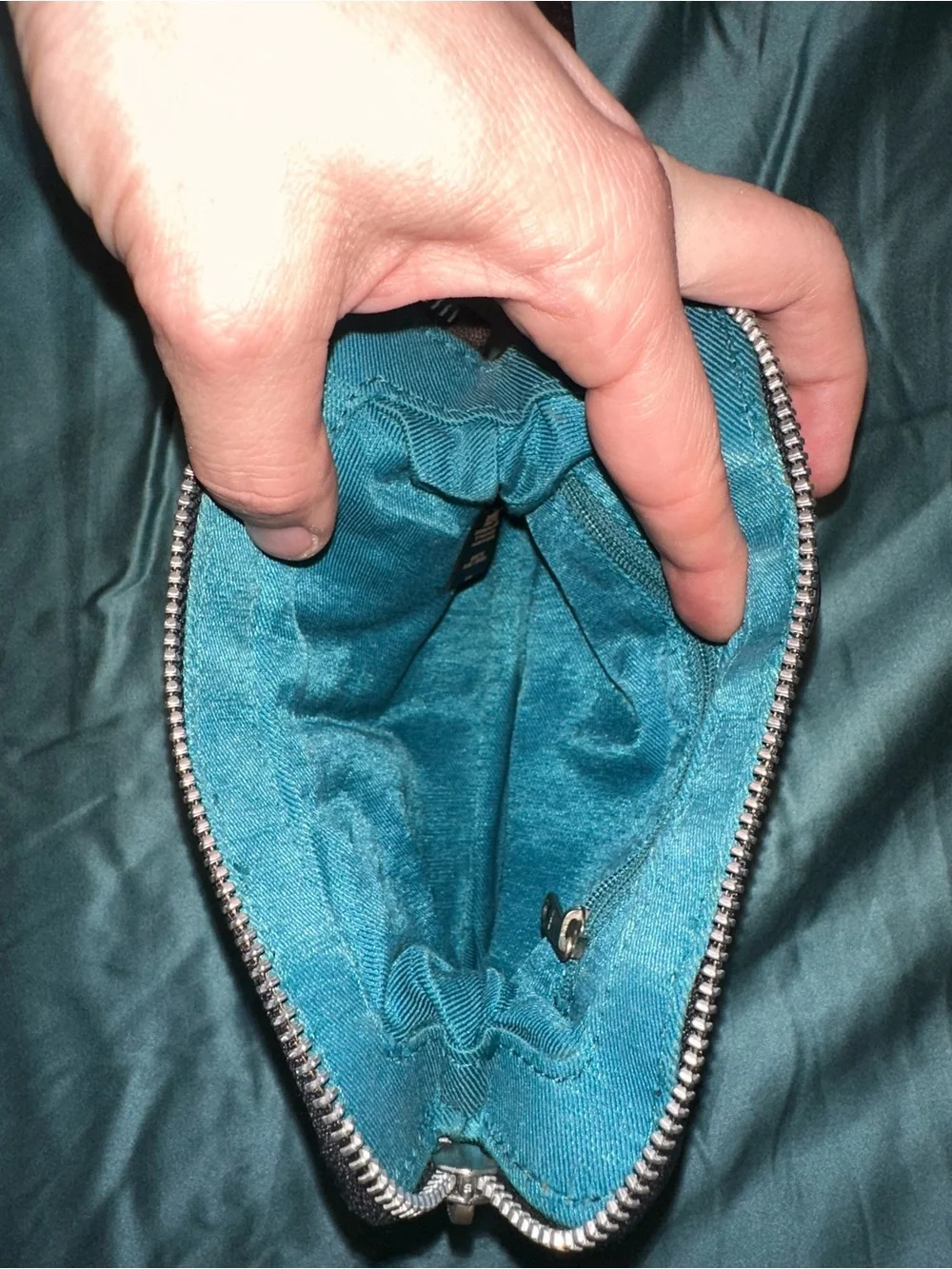 Fossil compact wristlet